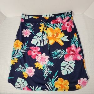 Agnes & Dora Skip On Knee High Skirt Size Medium Navy Blue Tropical Flowers
